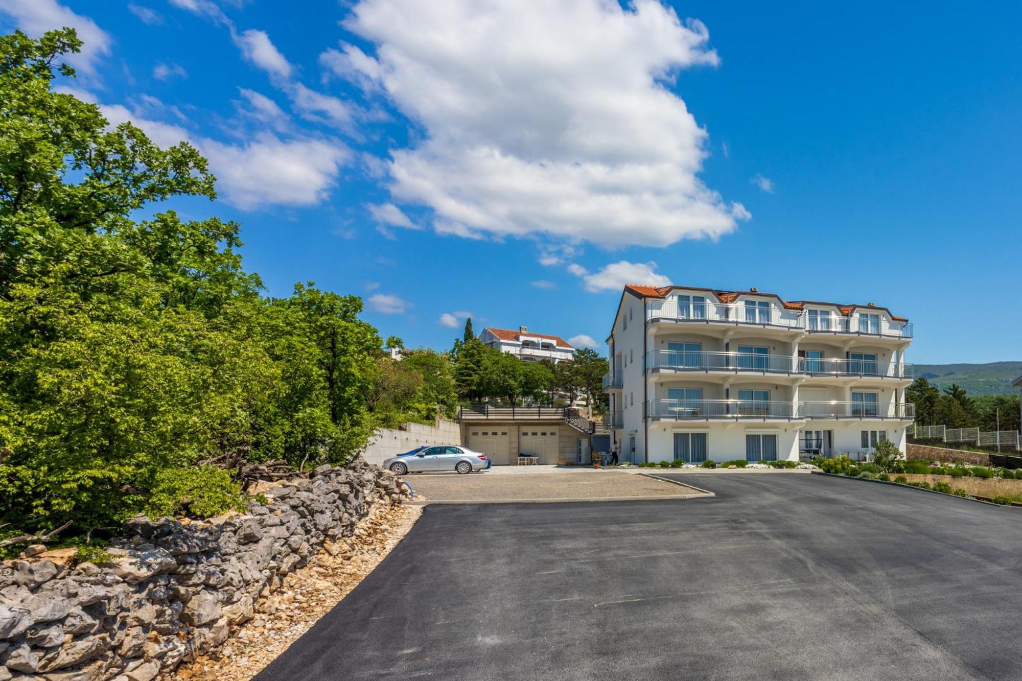 Apartments Sunshine E Crikvenica Exterior foto